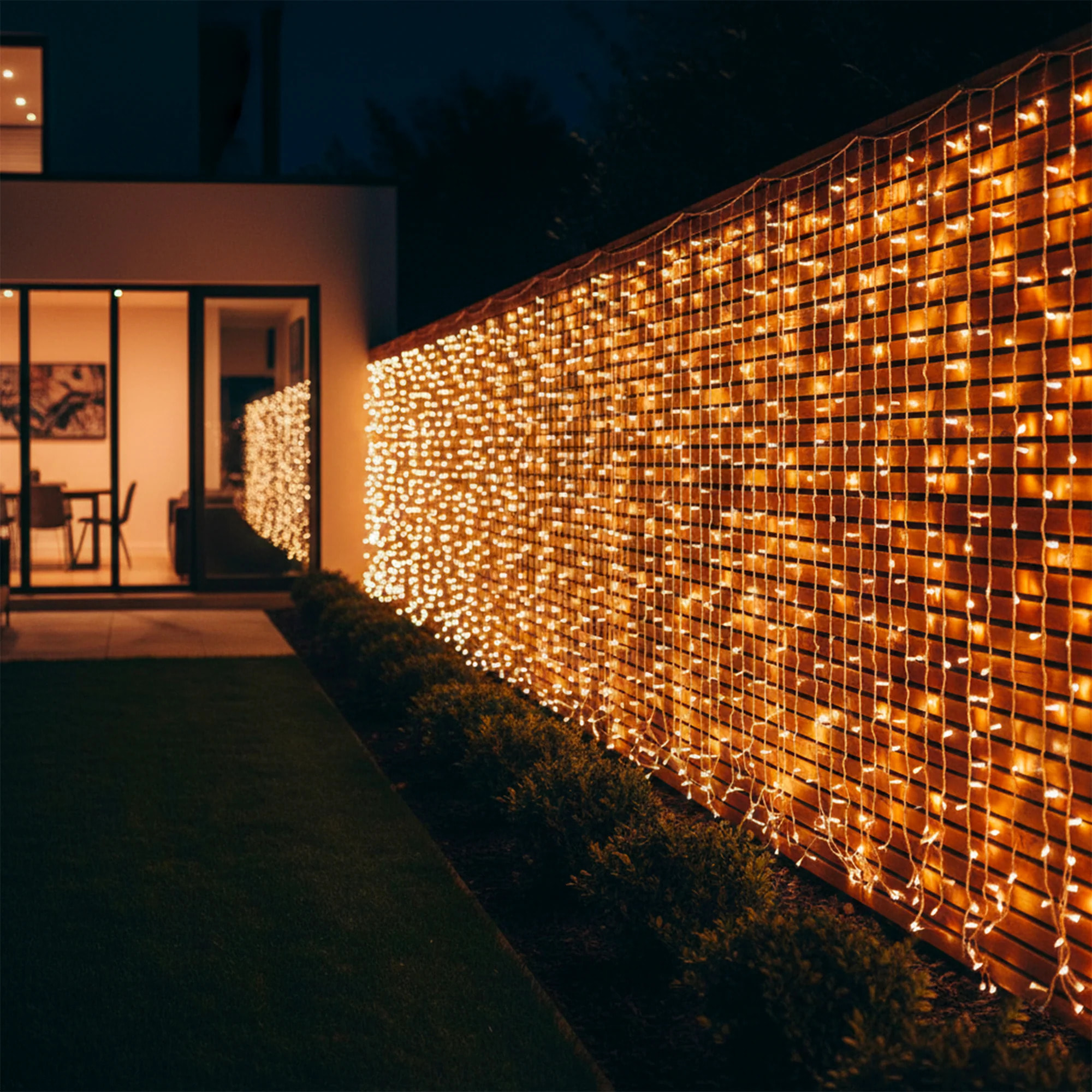 Guirlande rideau solaire YOGY 200 LED 4M