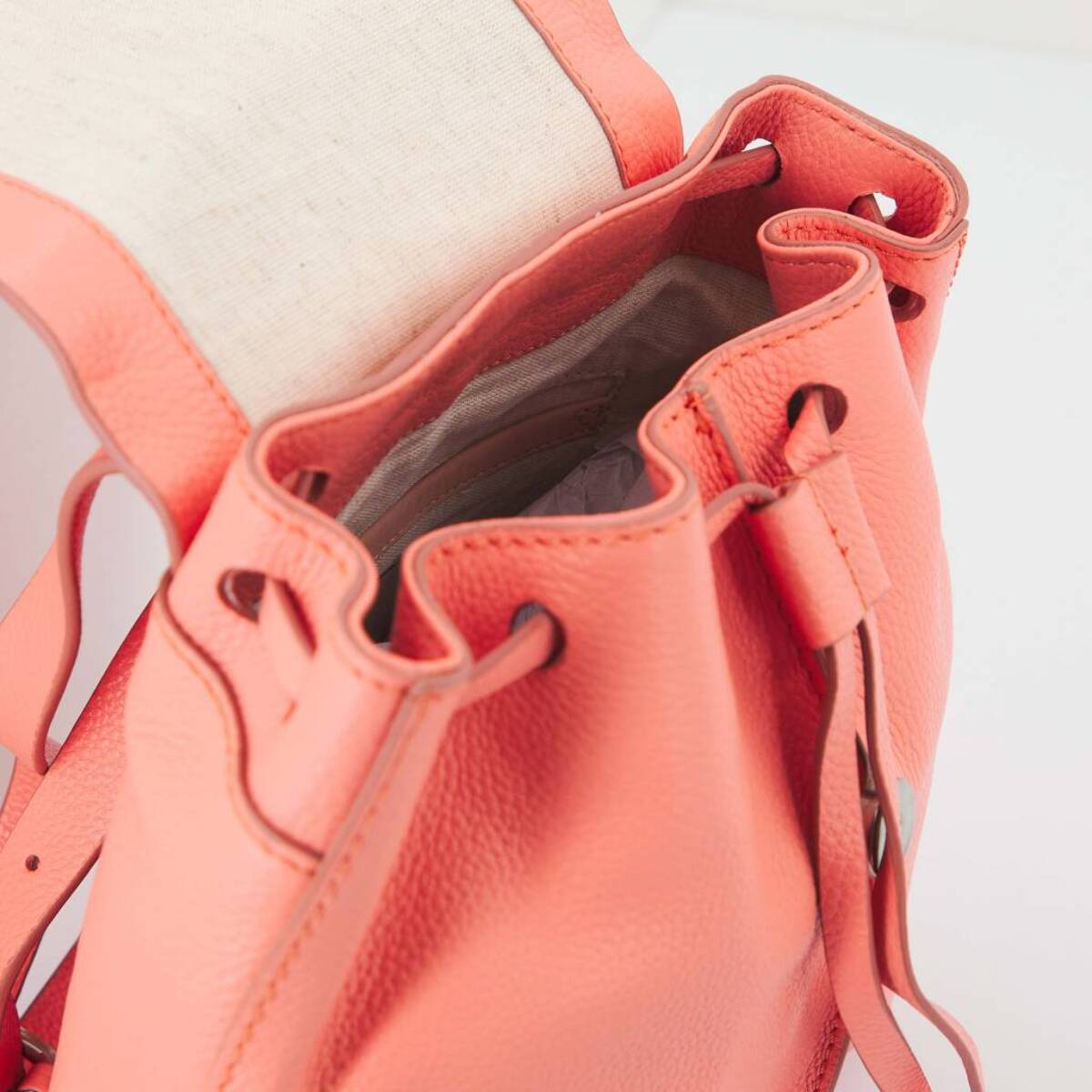 Mochilas Mujer de la marca CLARKS  modelo RAELYN MINI NARANJA
