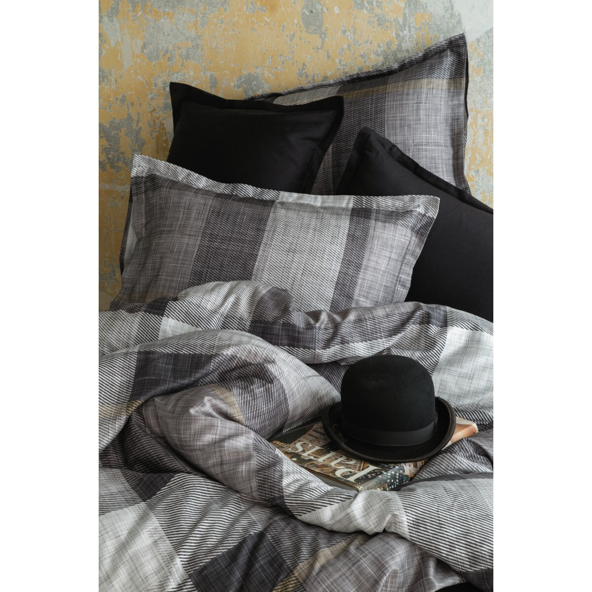 Parure housse de couette 240x220 cm et 2 taies d'oreiller 63x63cm satin de coton imprimé