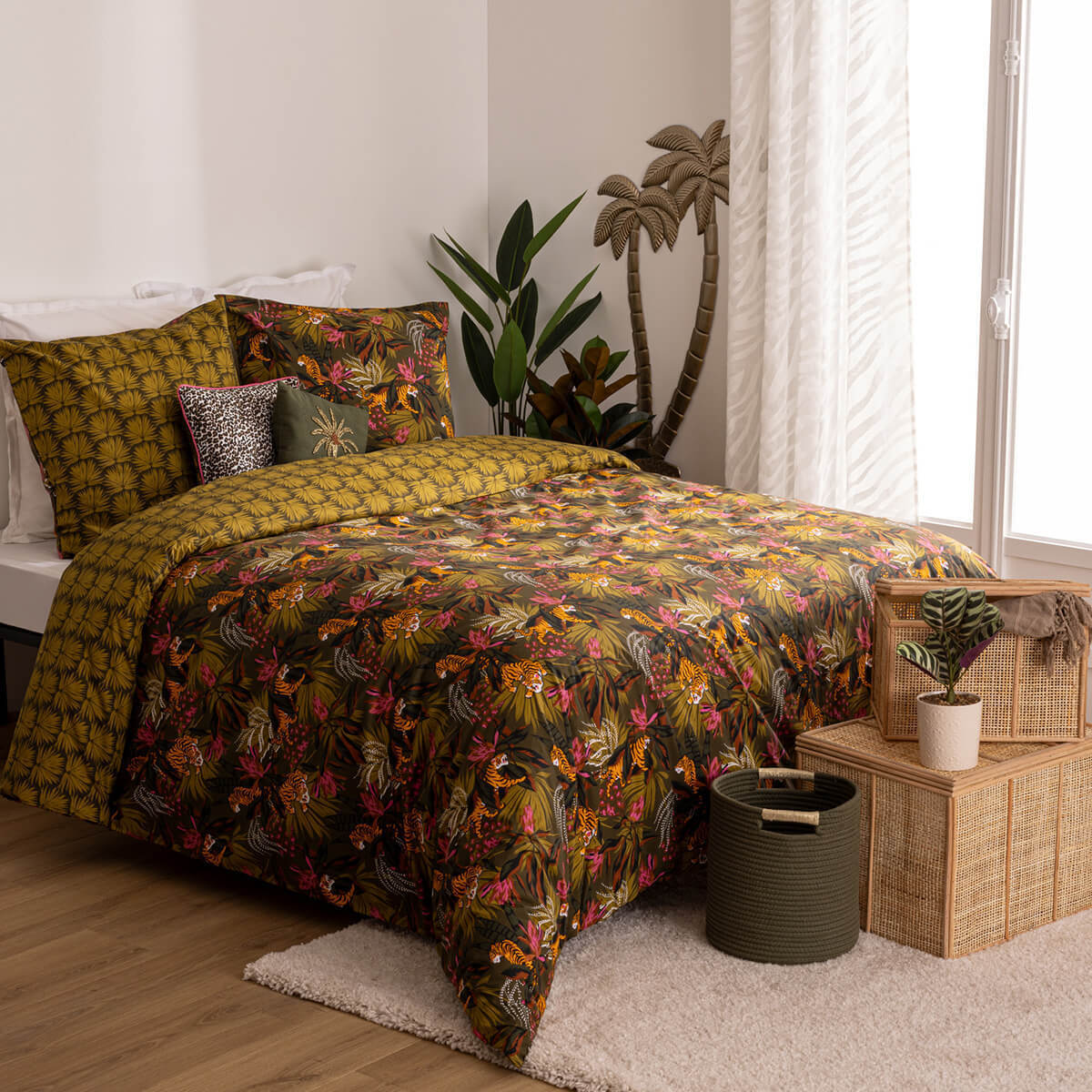 Parure de lit imprimée "Tropical boudoir" 240x220cm vert kaki