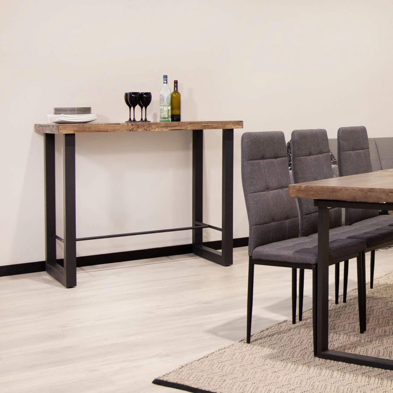 Mesa alta fija con patas metálicas en negro y roble boreal 120x100 cm Loft Roble boreal – Negro