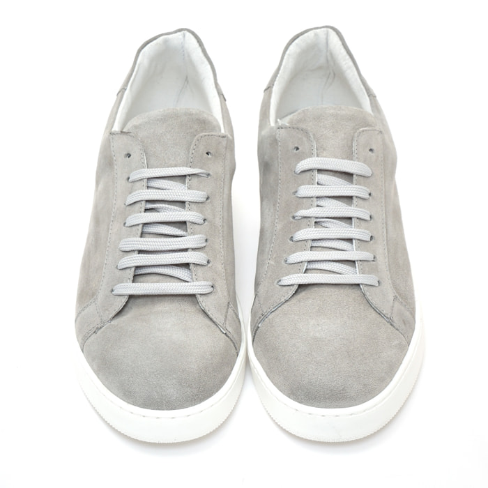 Sneakers stringate in camoscio