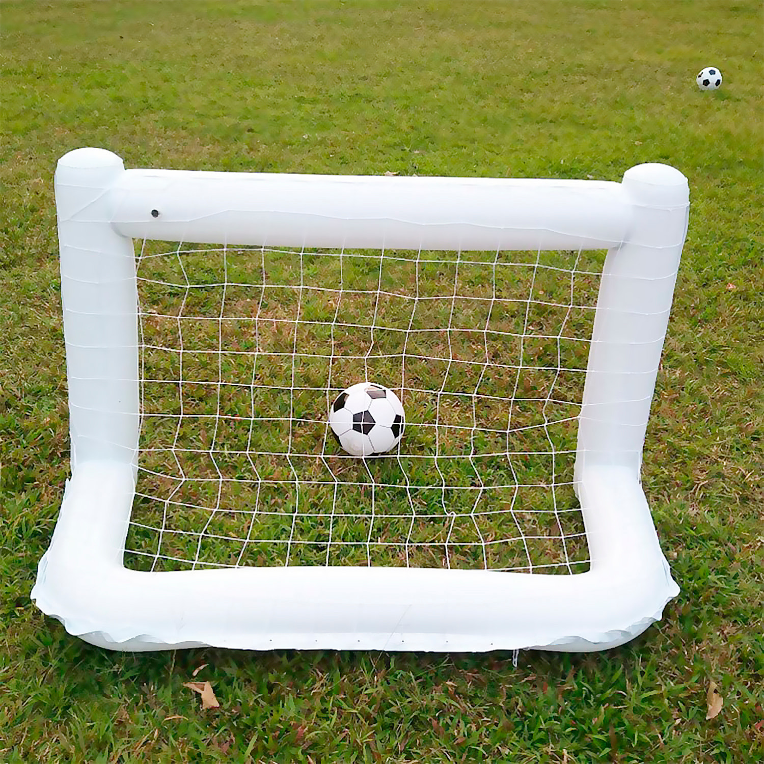 DAM Portería hinchable de fútbol y balón. 160x105cm. 160x80x105 Cm. Color: Blanco