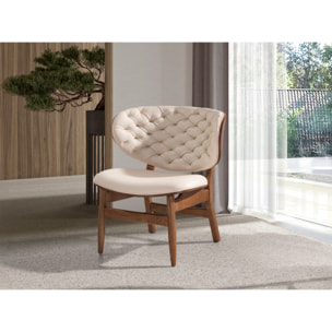 Sillón Angel Cerdá tapizados en polipiel en arena detalle en madera chapada en nogal natural patas de madera en noga 78x69x80cm