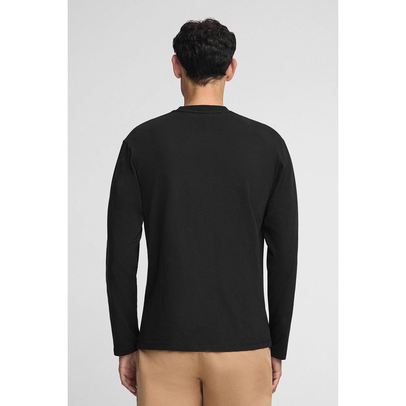 Camiseta negra de manga larga con parche personalizado Polo Club
