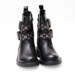 Stivaletto in simil pelle con cinturini