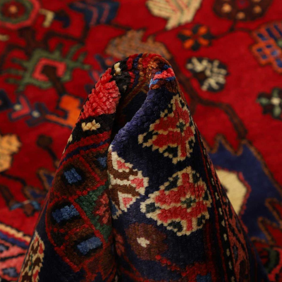 Tapis d'orient aux motifs orientaux, noué main, EGIG