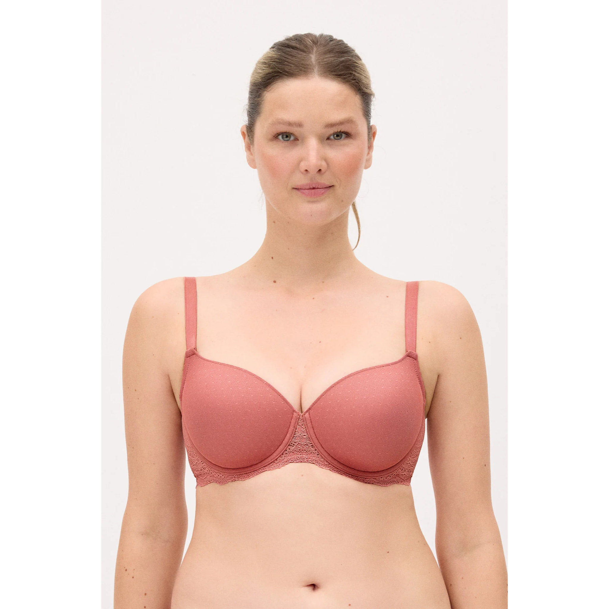 Reggiseno con ferrtto e imbottitura
