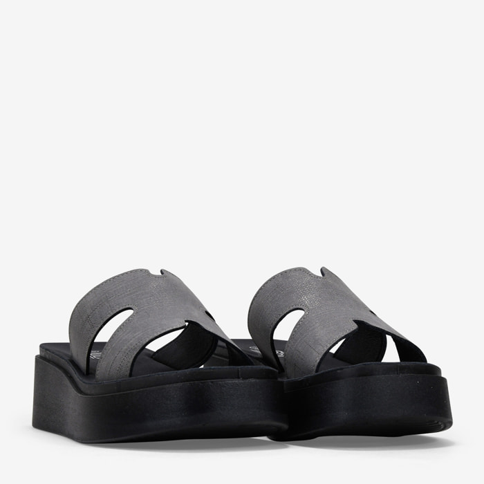 Sandalias plataforma negras con brillo