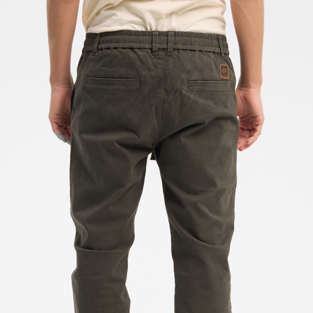 Pantalón chino elástico Hydroponic
