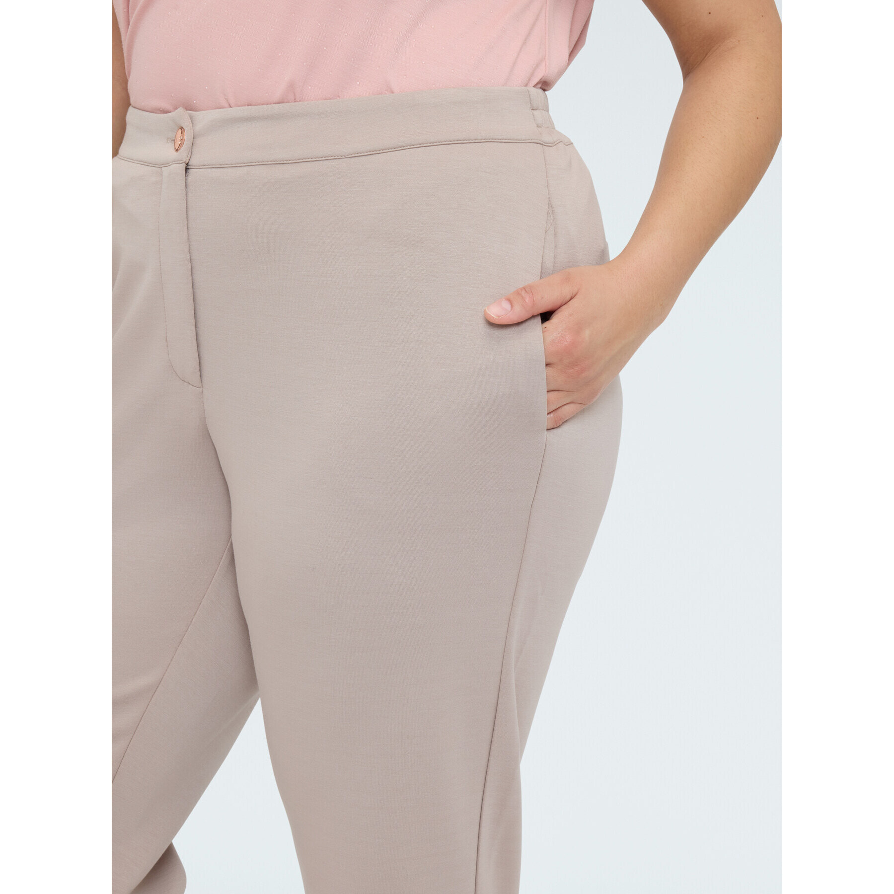 Fiorella Rubino - Pantaloni Carrot Fit in tessuto stretch - Grigio