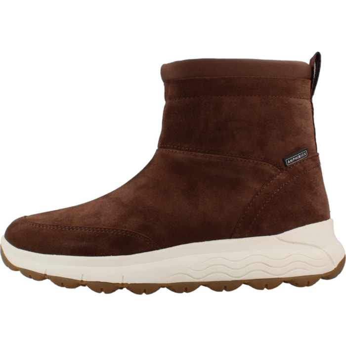 Botines Mujer de la marca GEOX  modelo D6626C 02211 D SPHERICA MARRON