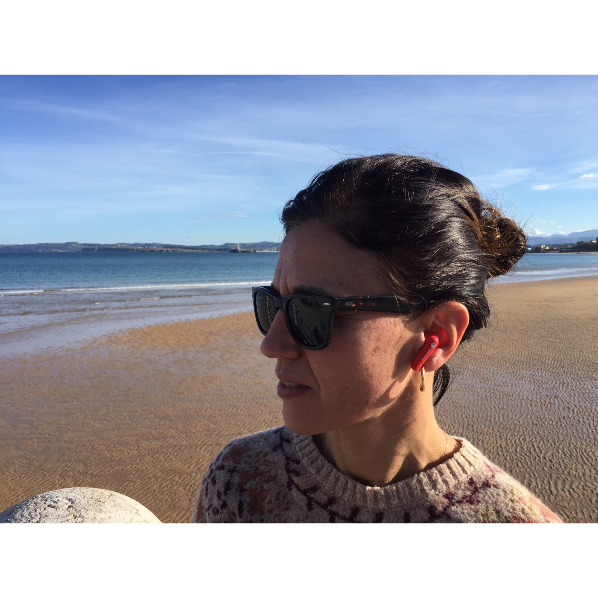 AURICOLARI MAGNUSSEN M11 in rosso