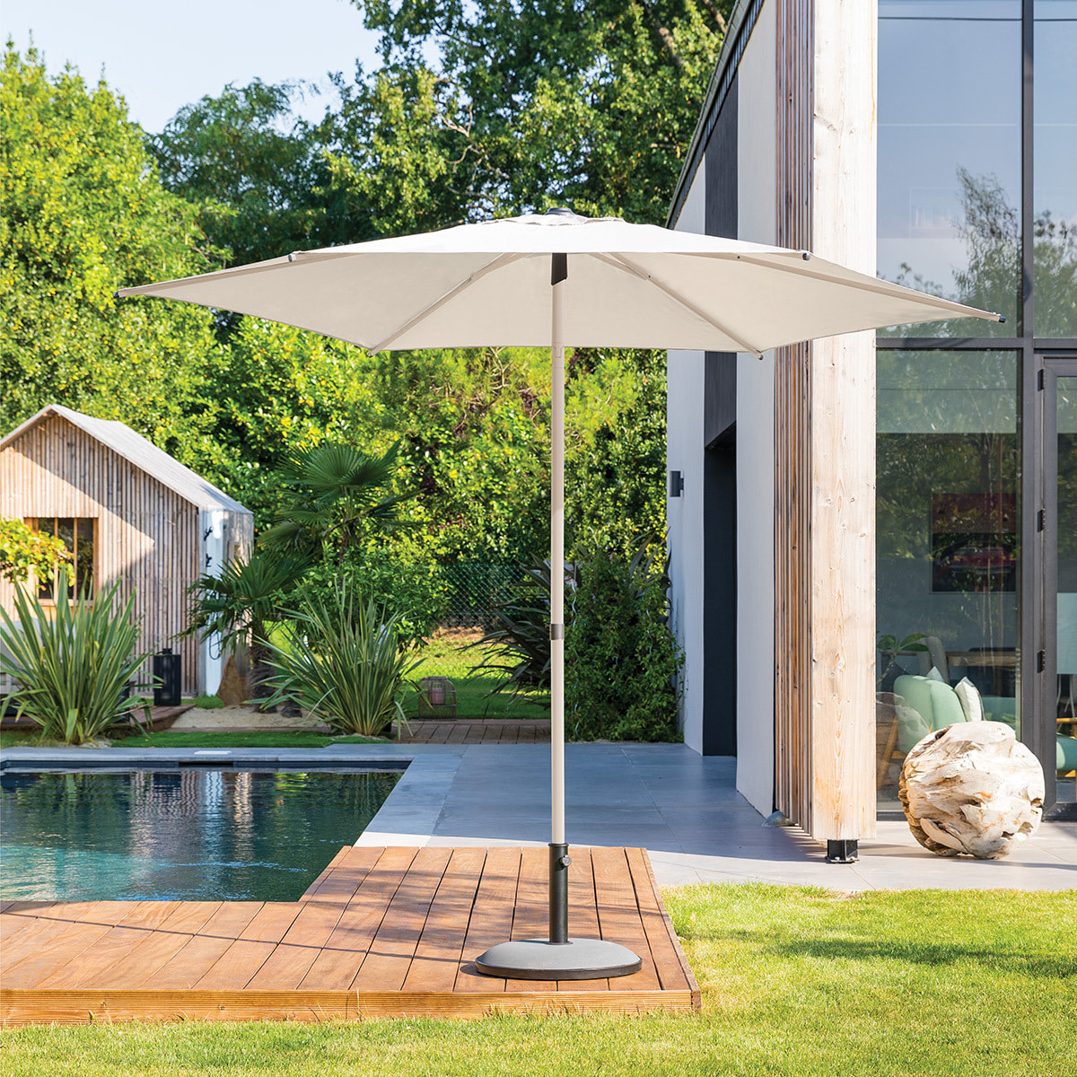 Parasol droit carré "Soya" argile & blé 2,7m en acier et polyester