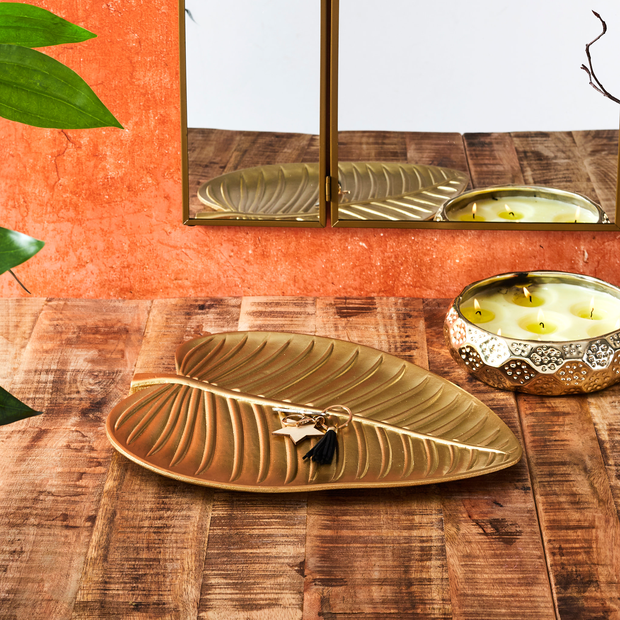 Vide Poche Feuille Dore