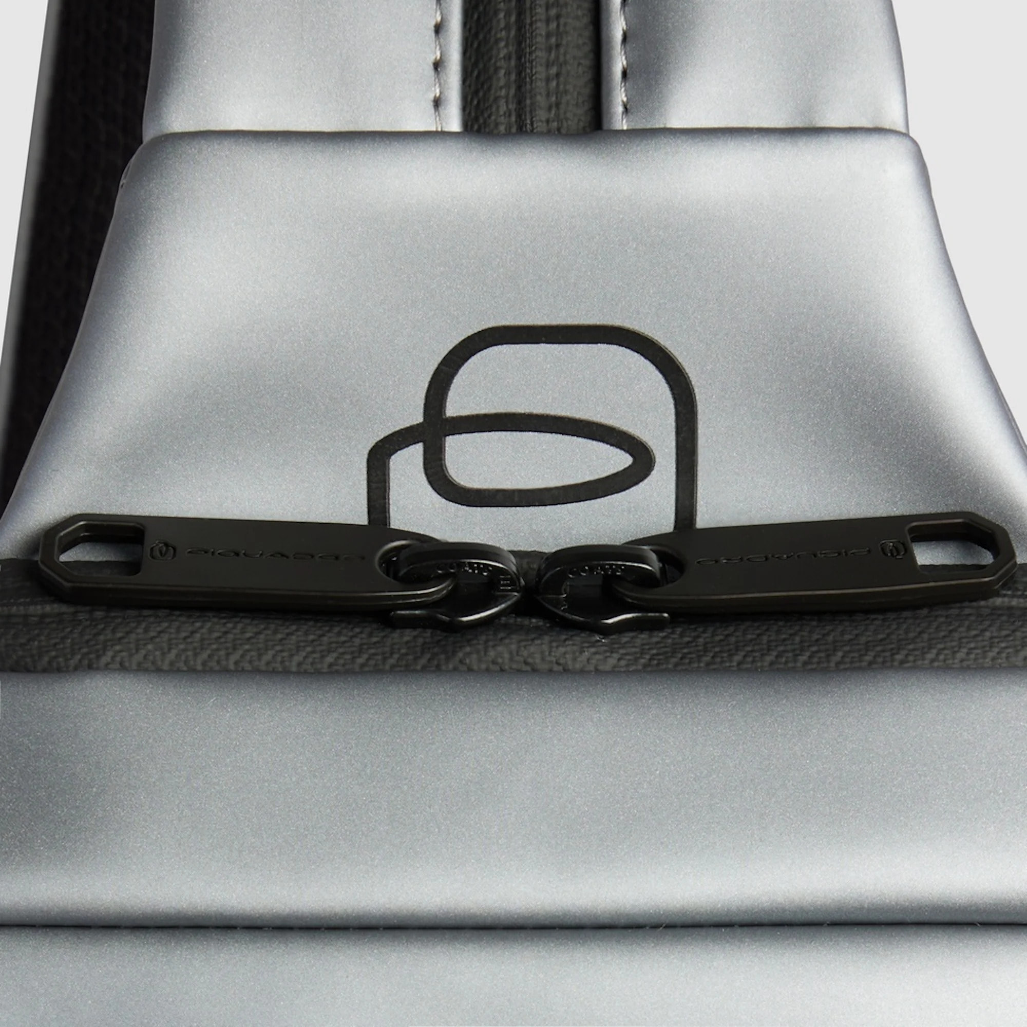 Piquadro Monospalla porta iPad®mini con protezione RFID e tasca per CONNEQU 4.0