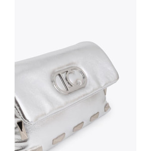 Piccola borsa a tracolla metallica con borchie rettangolari