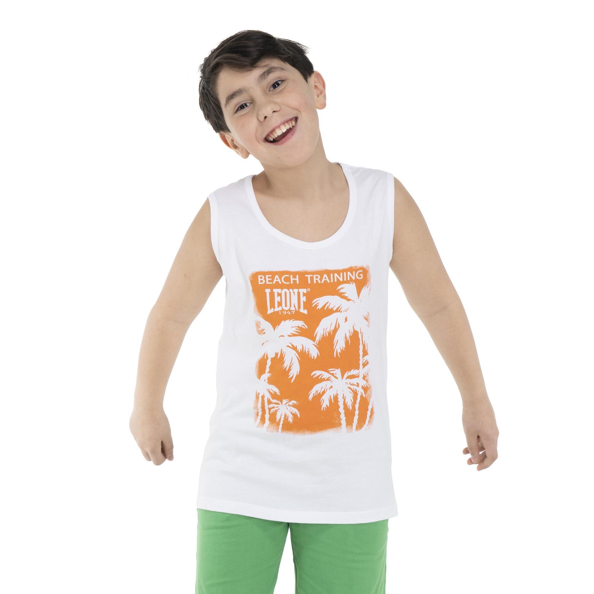 Traje de playa infantil sin mangas.