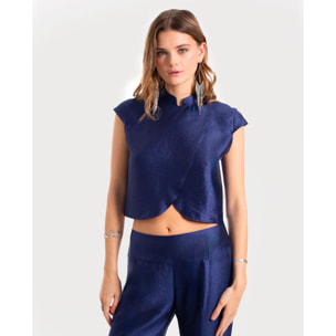 Blusa estilo qipao con cuello alto