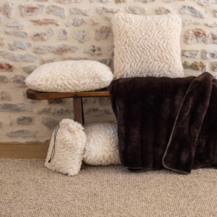Coussin Noam