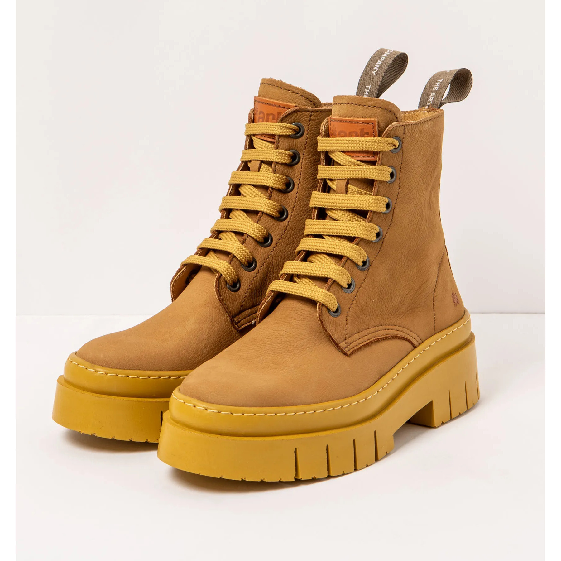 Botines 1953 NOBUCK KARAMEL/AMBERES color Karamel