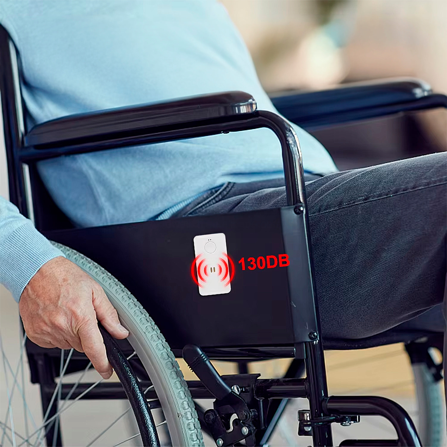 Allarme SOS personale con un suono di 130dB. Batteria ricaricabile con fino a 90 minuti di suono continuo.