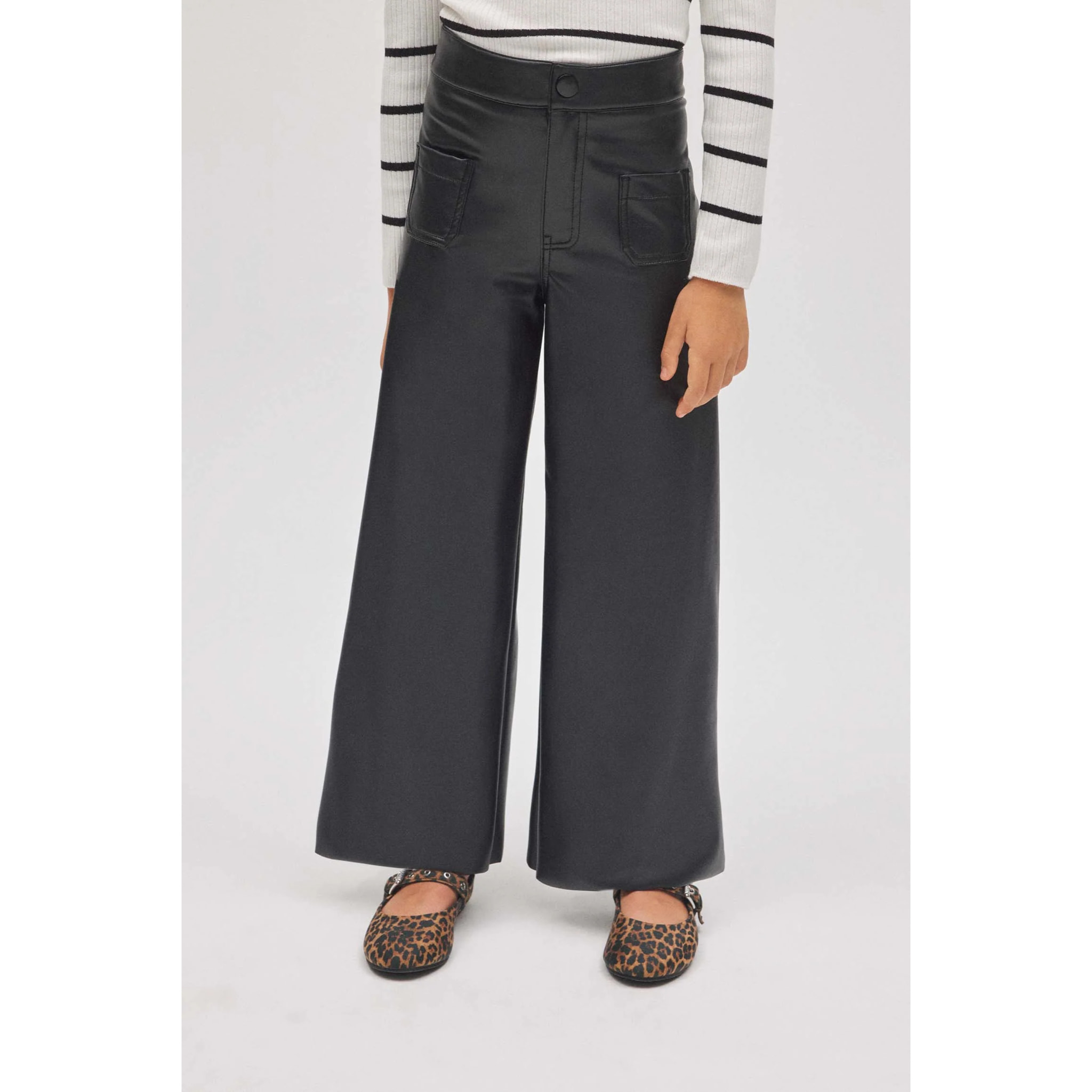 Pantaloni larghi da bambina effetto pelle nera