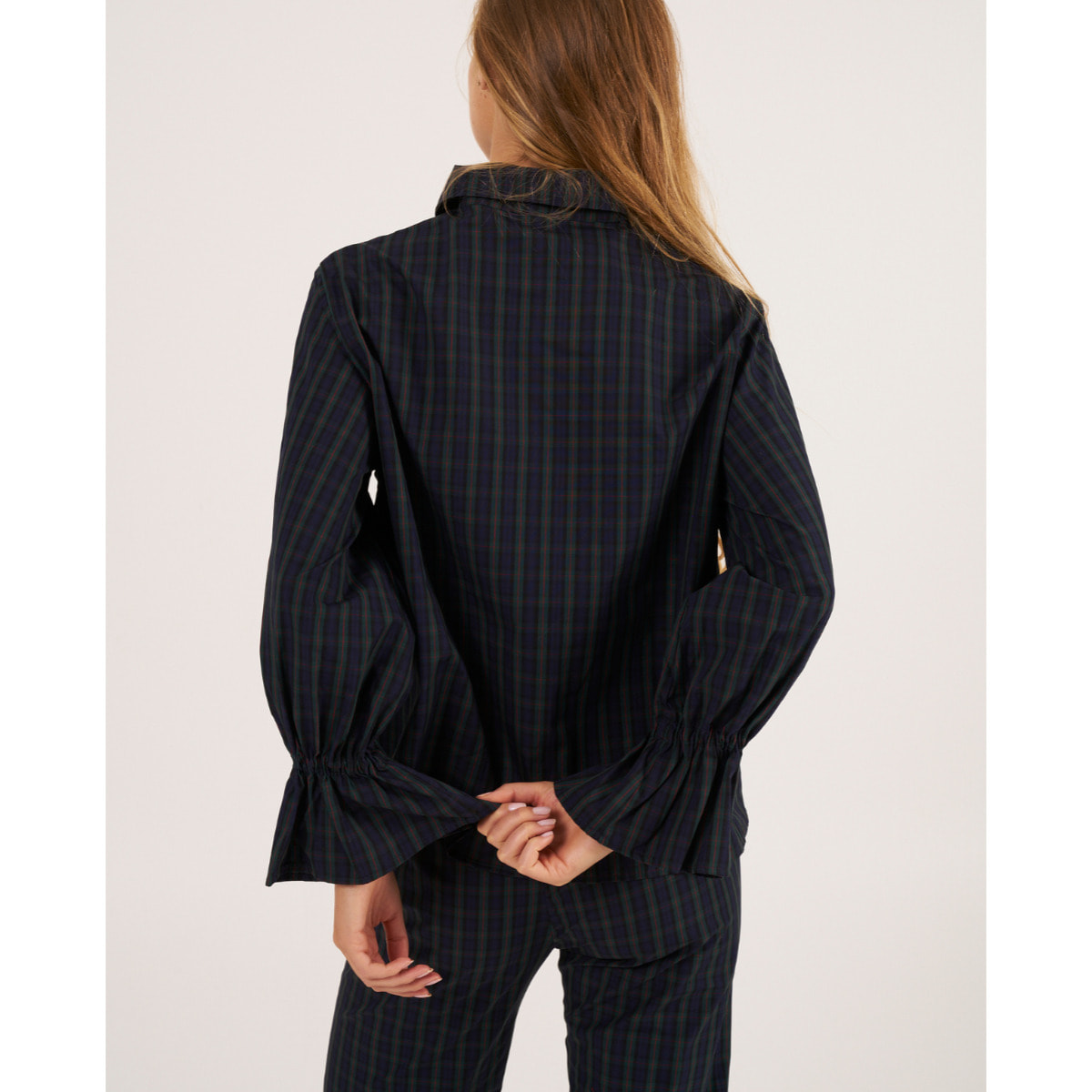 Camiseta de pijama de mujer abotonada con estampado de cuadros