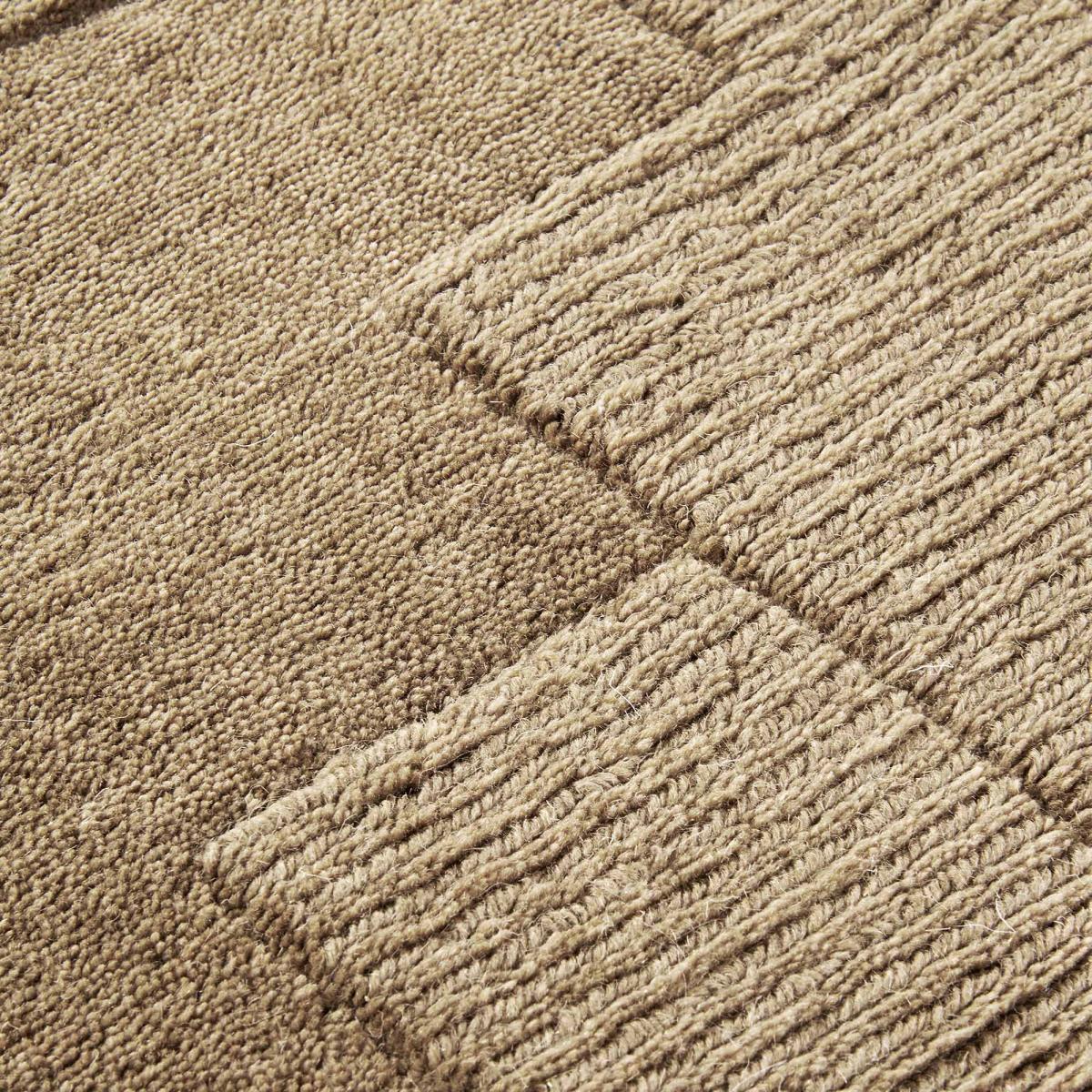 Tapis salon, motif géométrique authentique, piena, tissé main