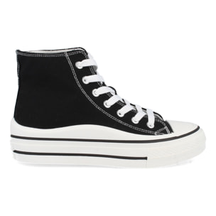 Zapatilla Estilo Bamba con Cordones