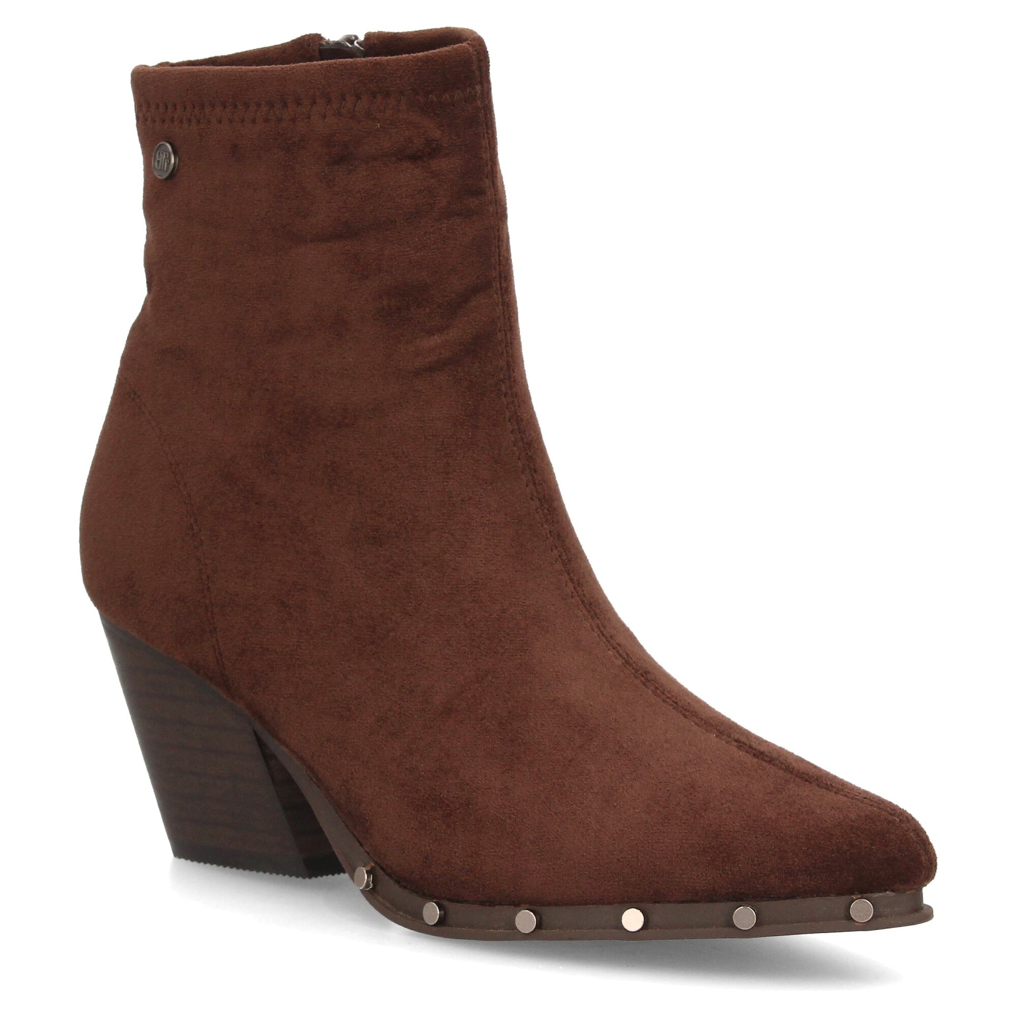 Botin de mujer con tacon y tachuelas.