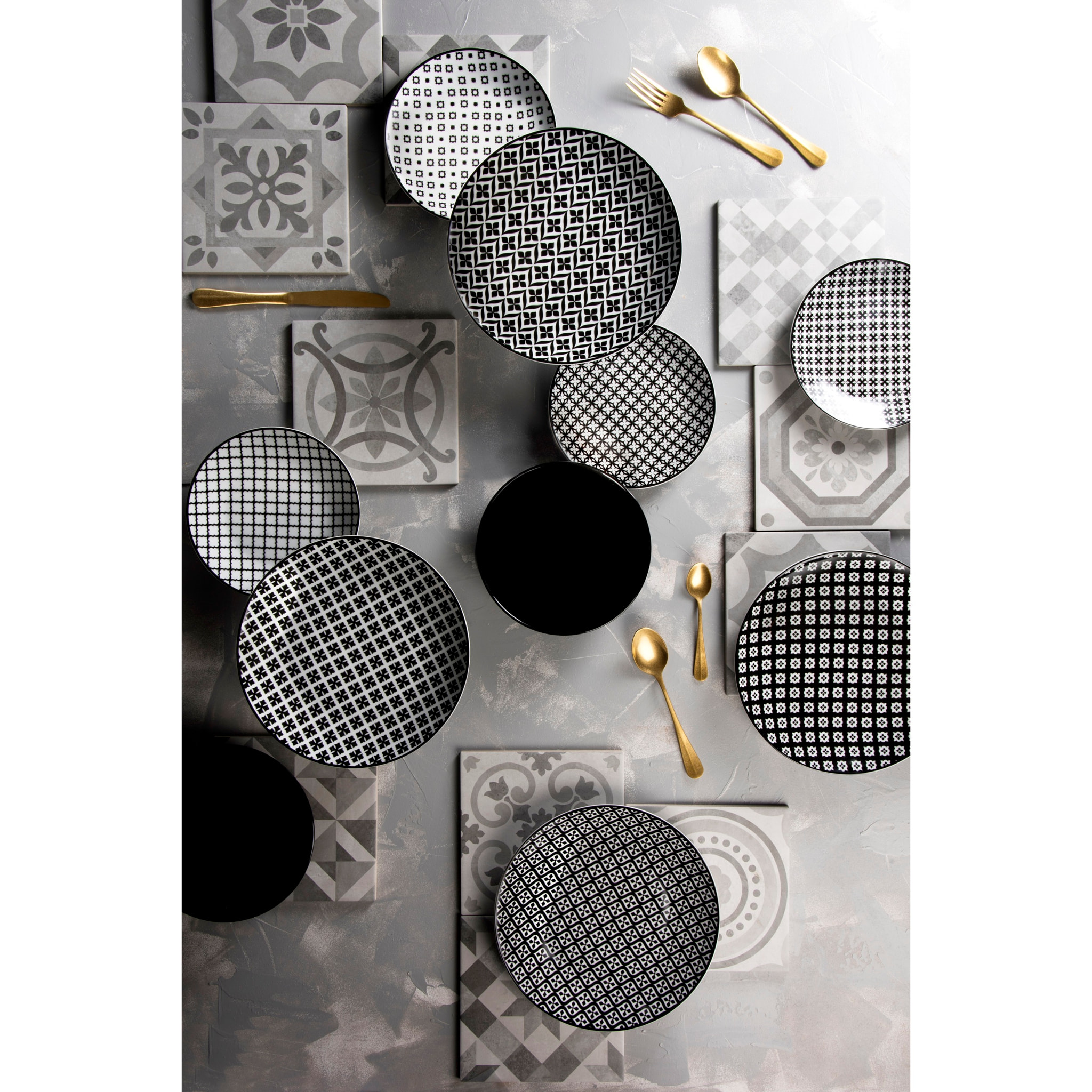 Servizio piatti 18 pezzi Excelsa – Monochrome, Porcellana Multicolore