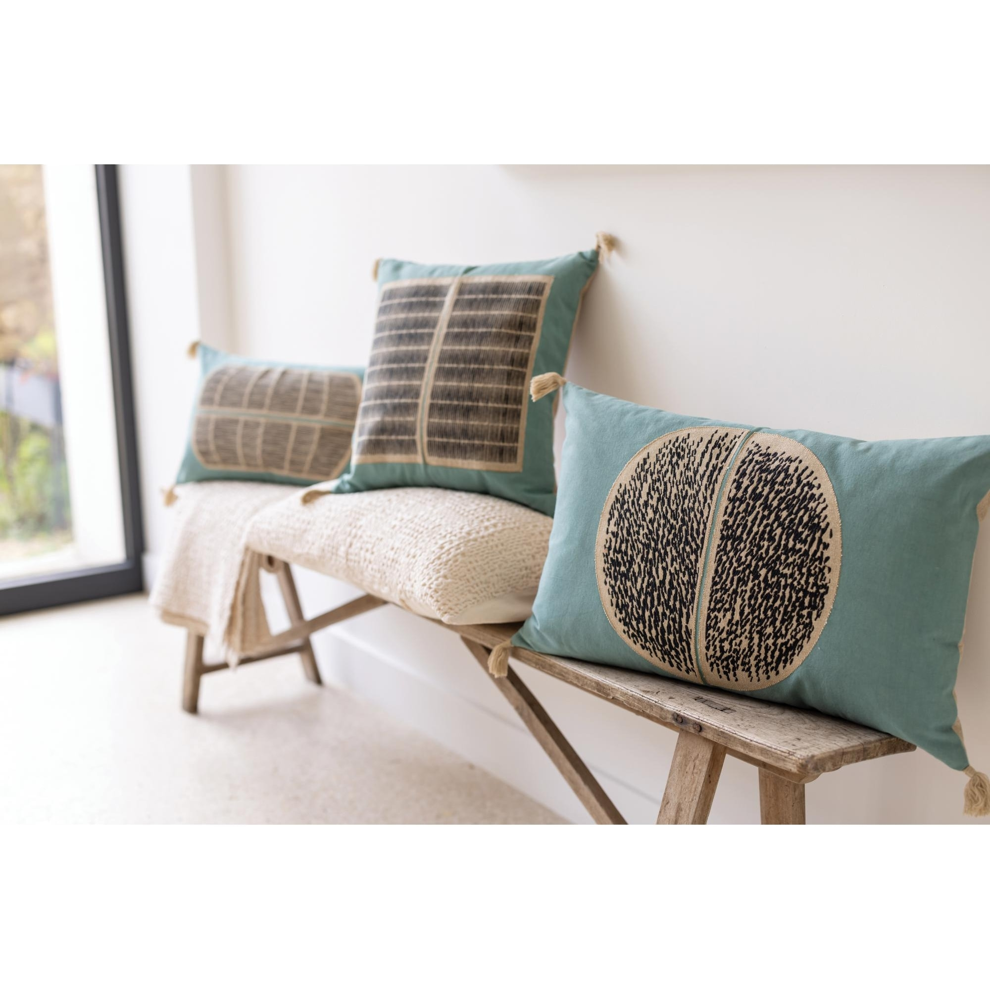 Coussin brodé Yaël