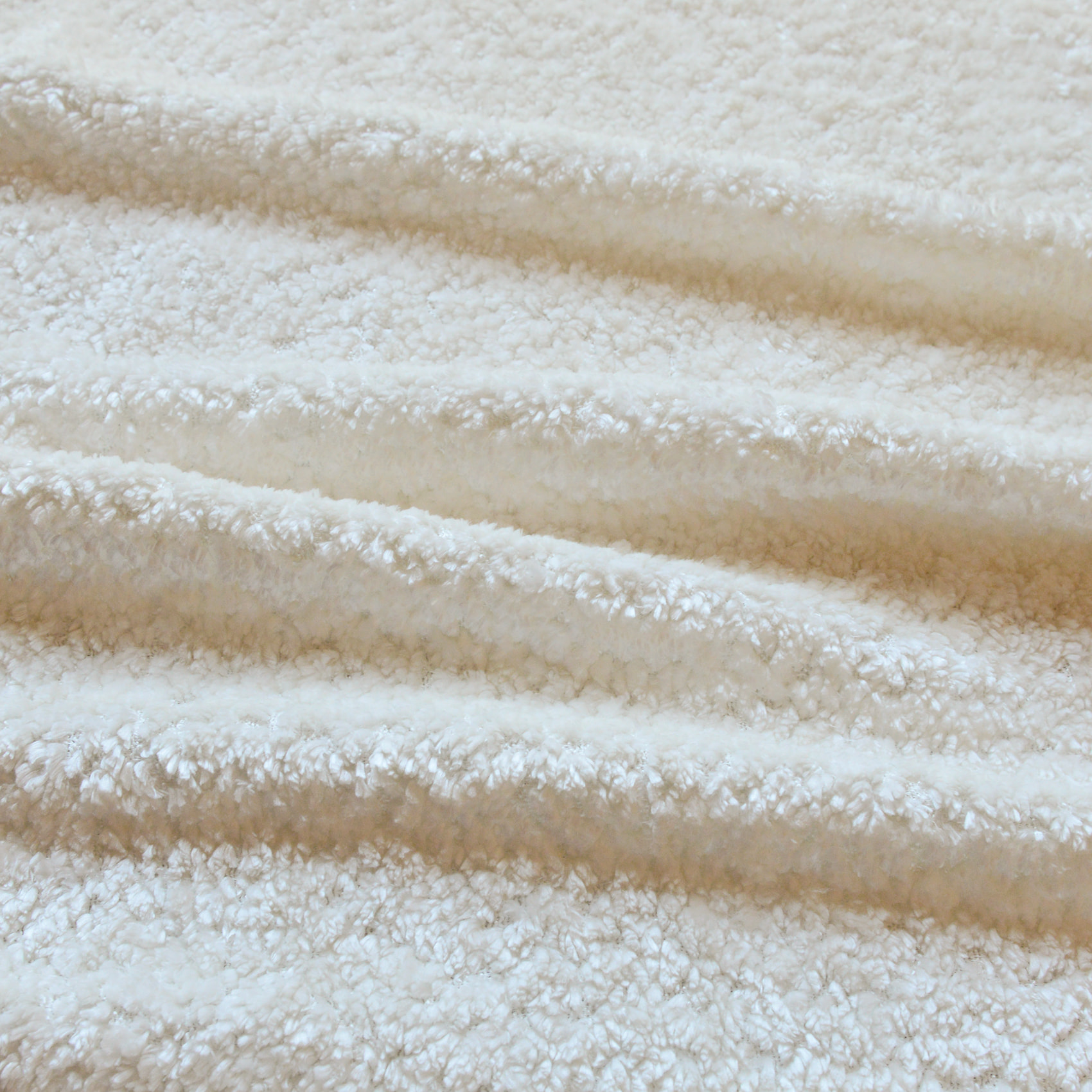 Rideau à oeillets chenille  - Effet peluche - Ecru