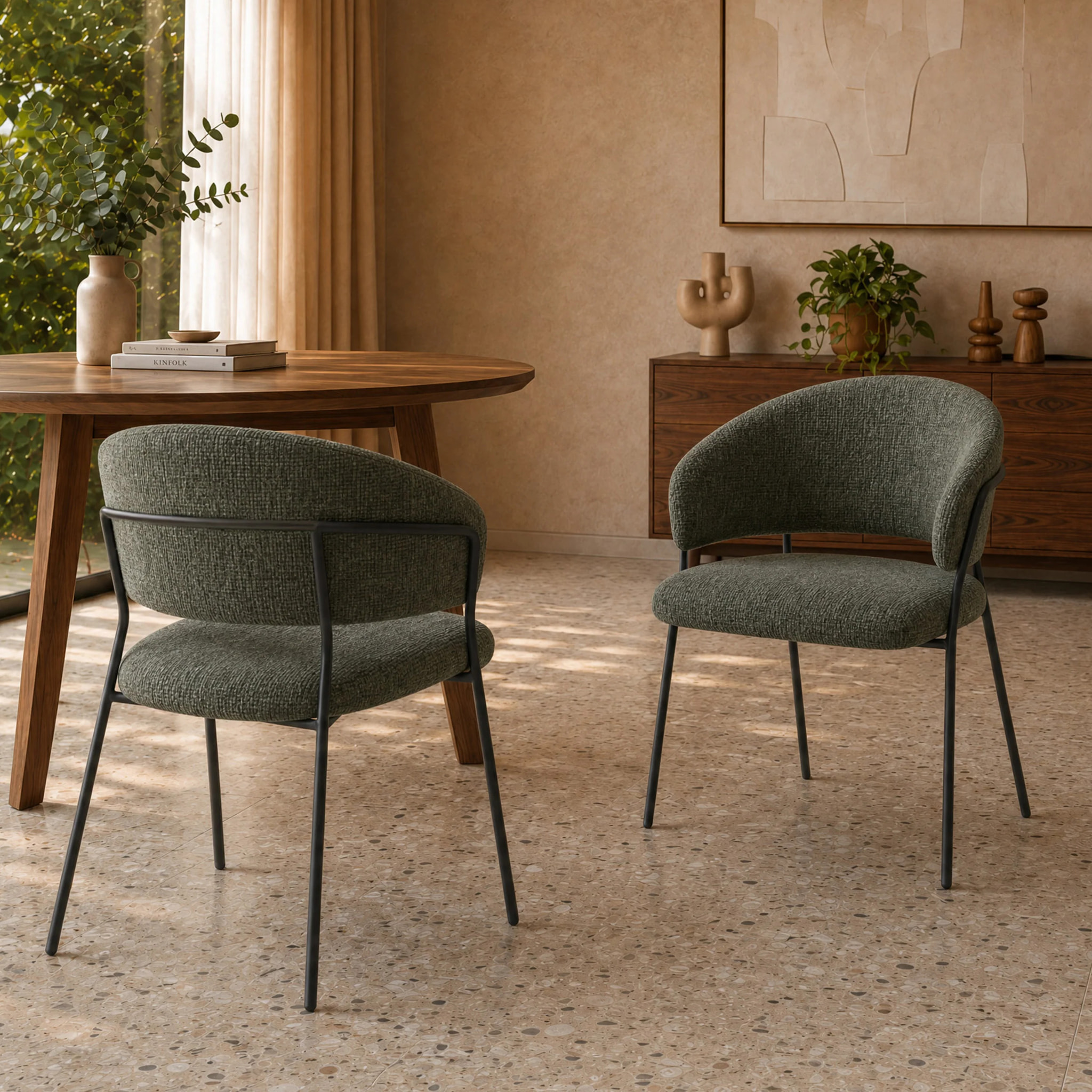 Lot de 2 chaises en tissu vert sapin et pieds en métal noir - Amaya