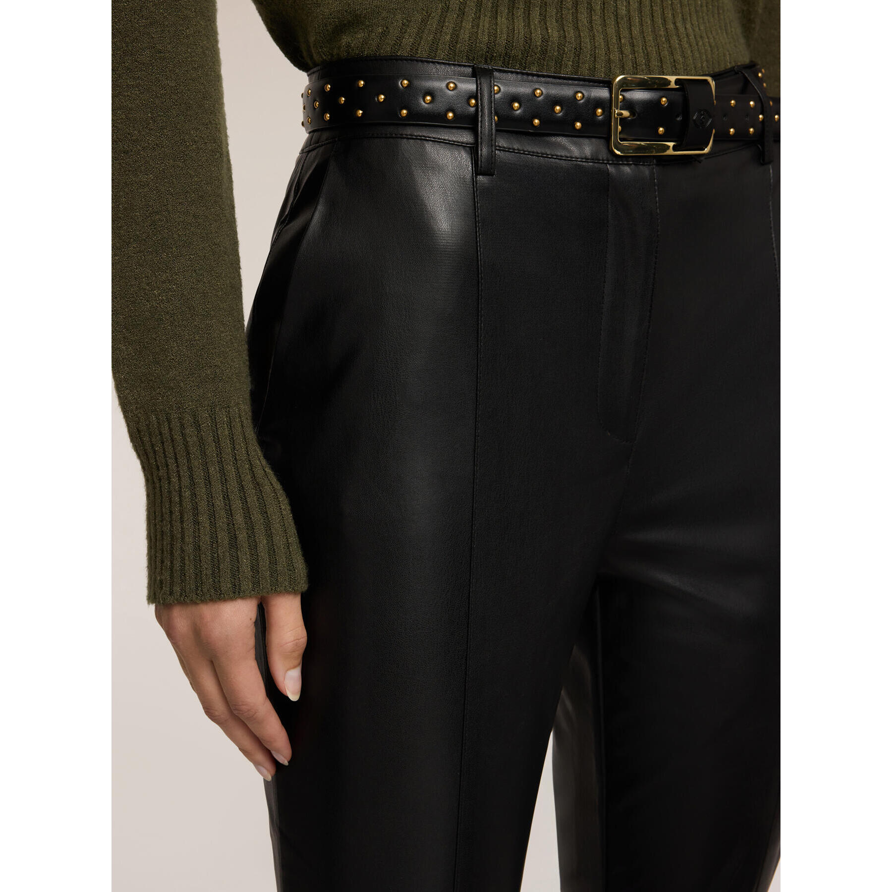 Motivi - Pantalones slim fit en tejido revestido - Negro