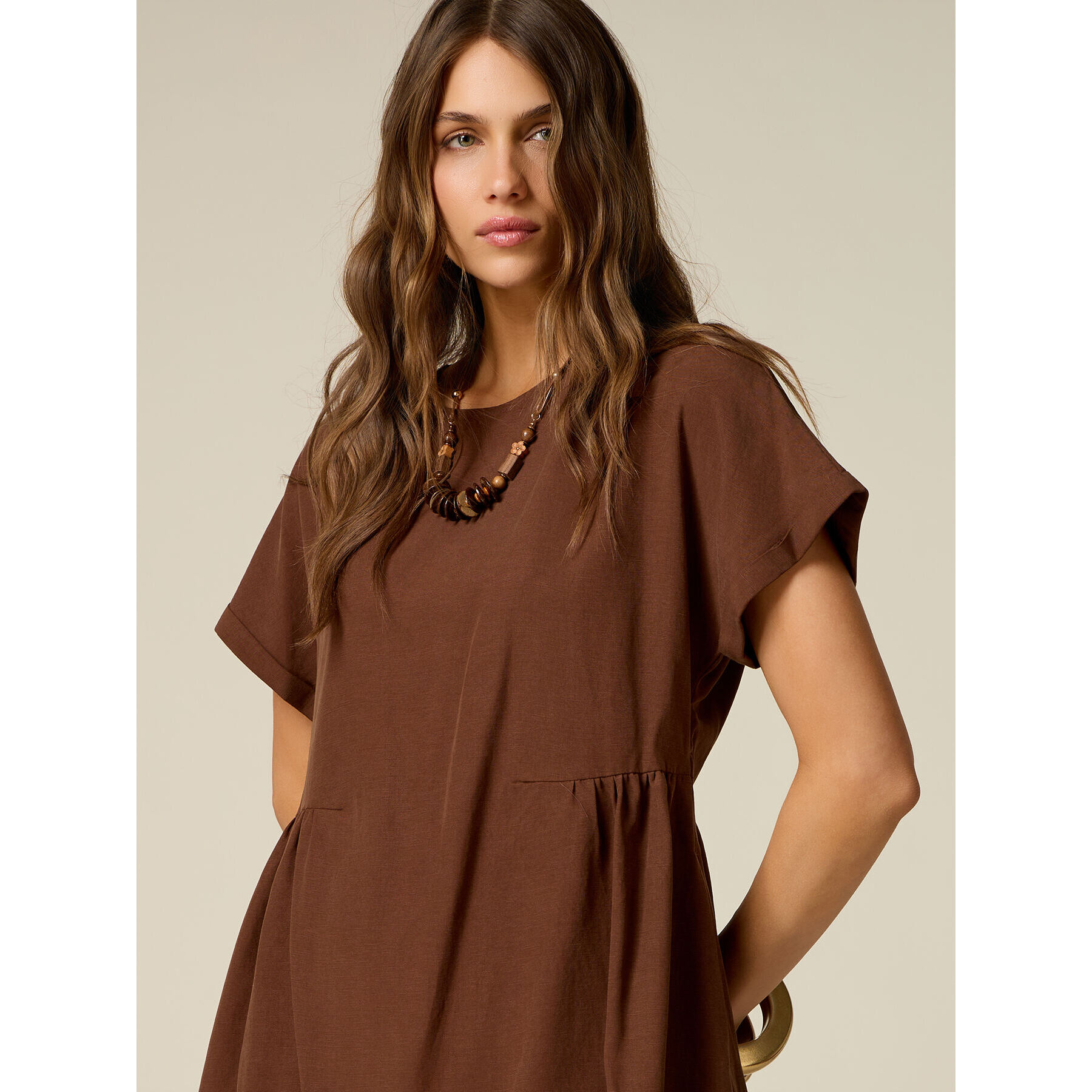 Oltre - Vestito flare misto lino con collana - Marrone