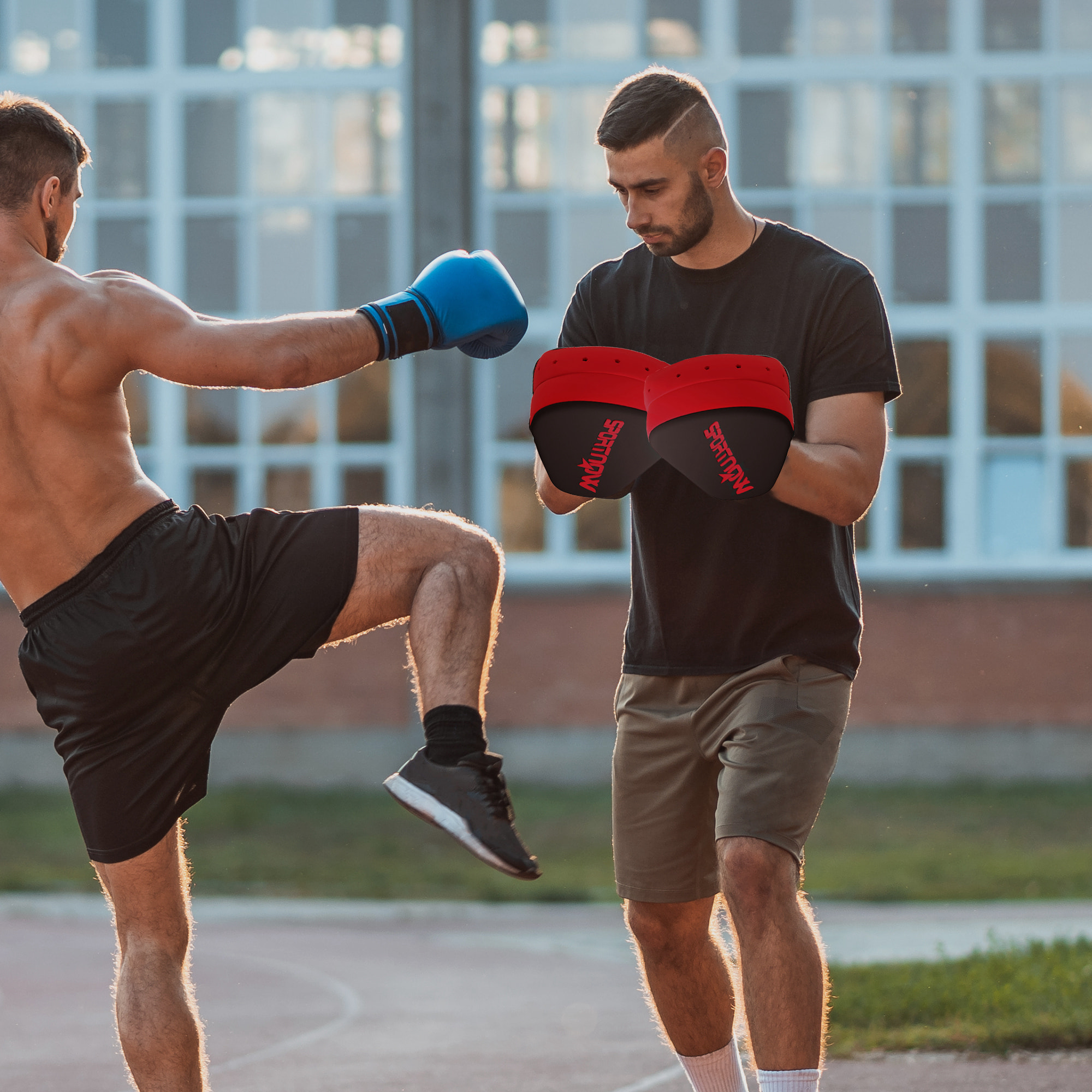 Manoplas de Boxeo Paos Muay Thai MMA Curvadas para Entrenamiento de Boxeo Boxing Karate Taekwondo Kickboxing Training Almohadilla para Sparring Artes Marciales Rojo