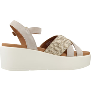 Sandalias Mujer de la marca GEOX  modelo D XAND 2.2S MARRON CLARO