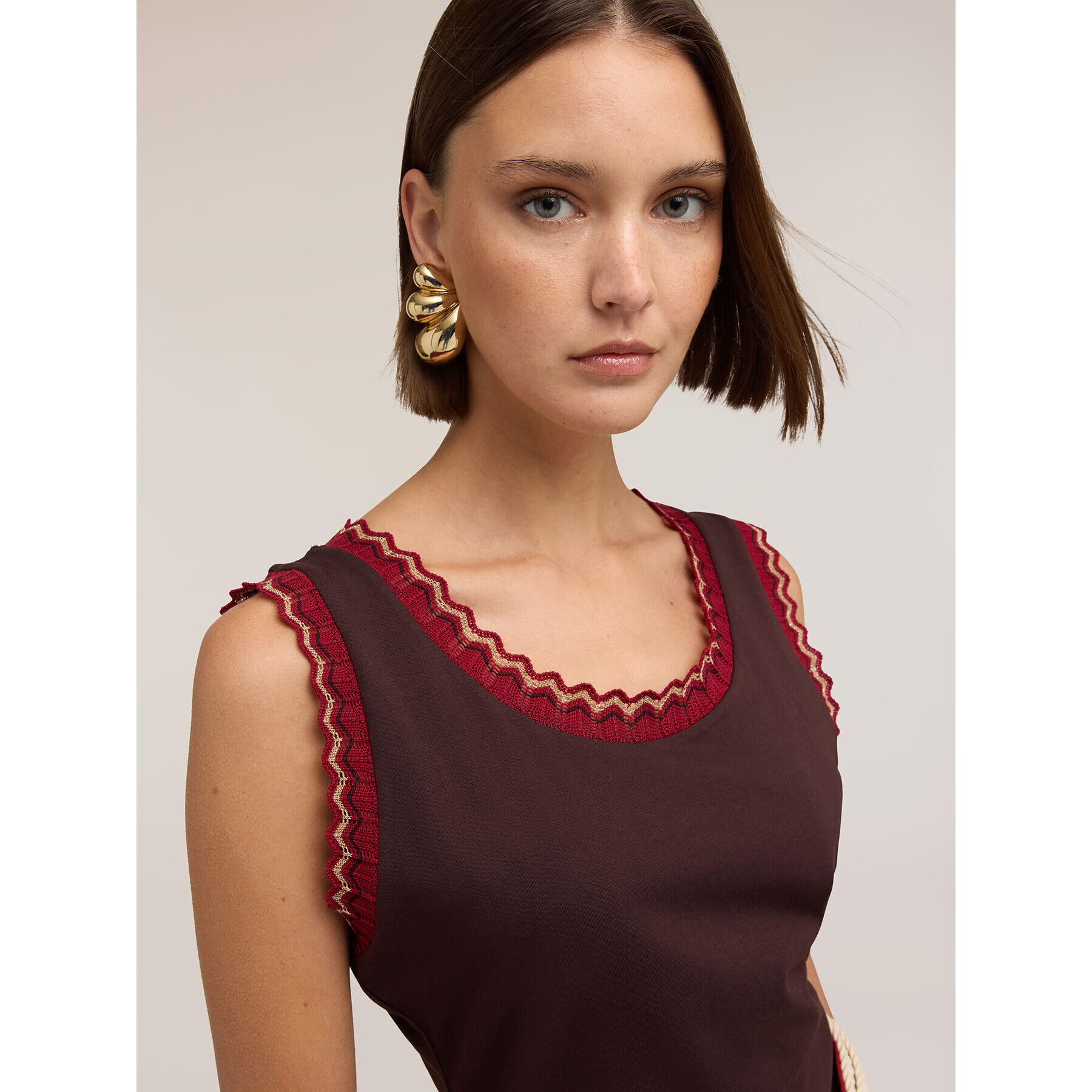 Motivi - Top in jersey con bordo in maglia - Marrone