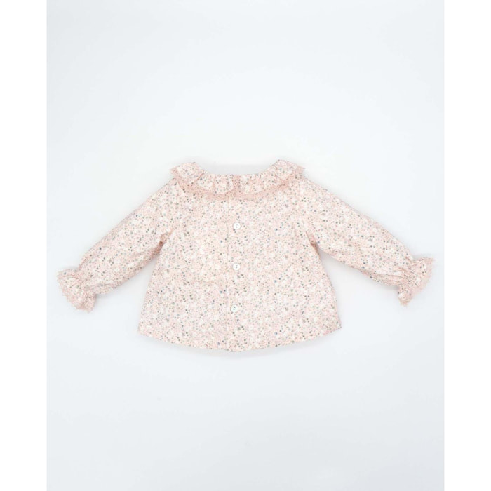 Blusa con volante cuello flores rosas y blanco