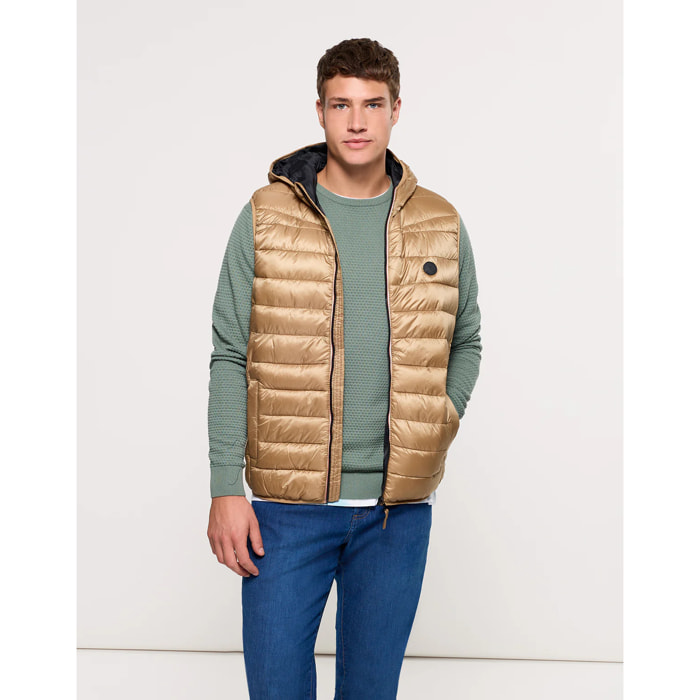 Chaleco Dorado con Capucha - Gisborne