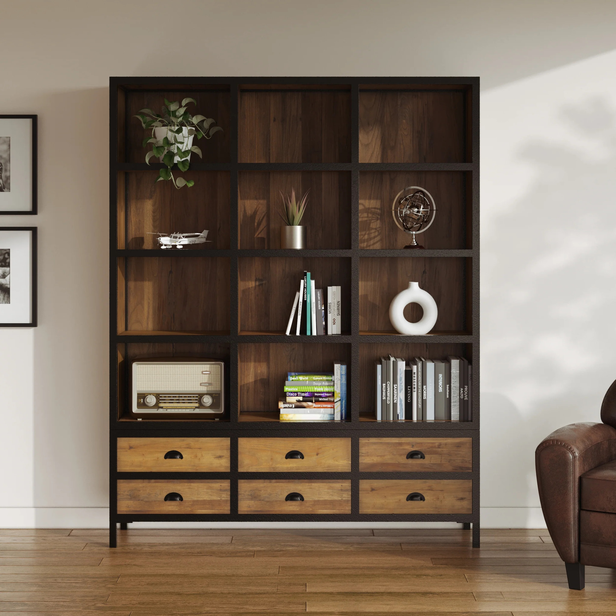 Bibliothèque 6 tiroirs 12 niches en métal et bois de cèdre - Shelby