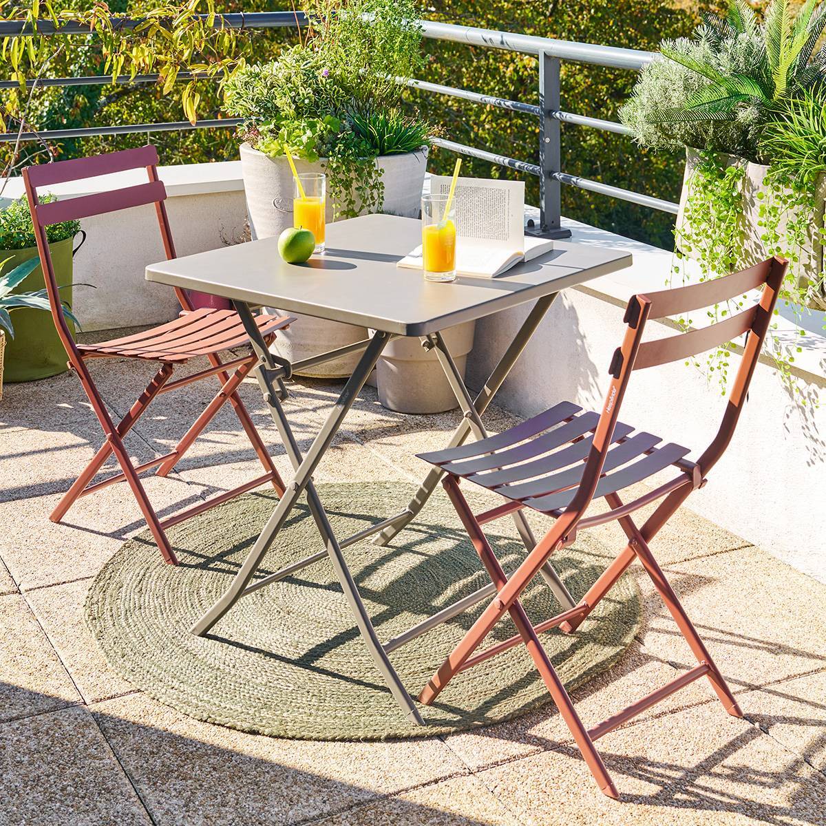 Table de jardin Greensboro 2 places pliable café 70x70cm