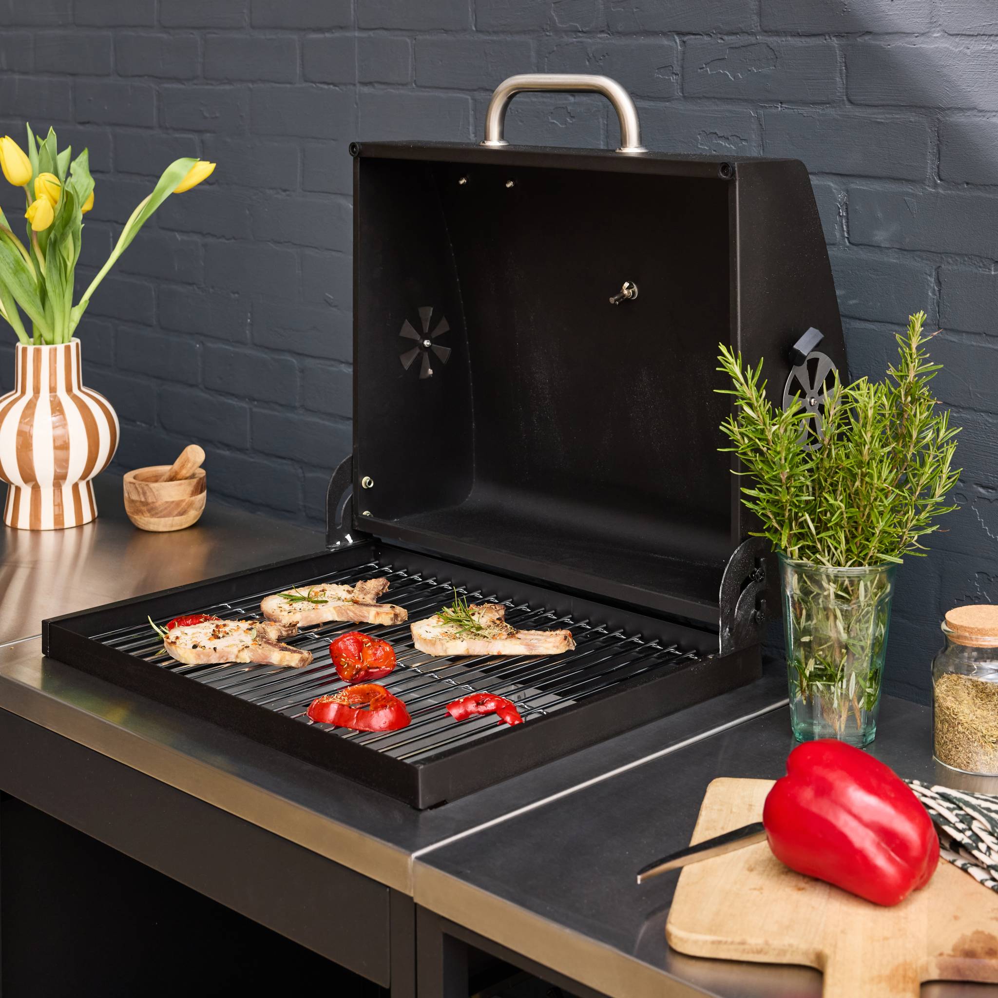 Cuisine extérieure 3 modules acier inoxydable avec barbecue charbon noir Naxos