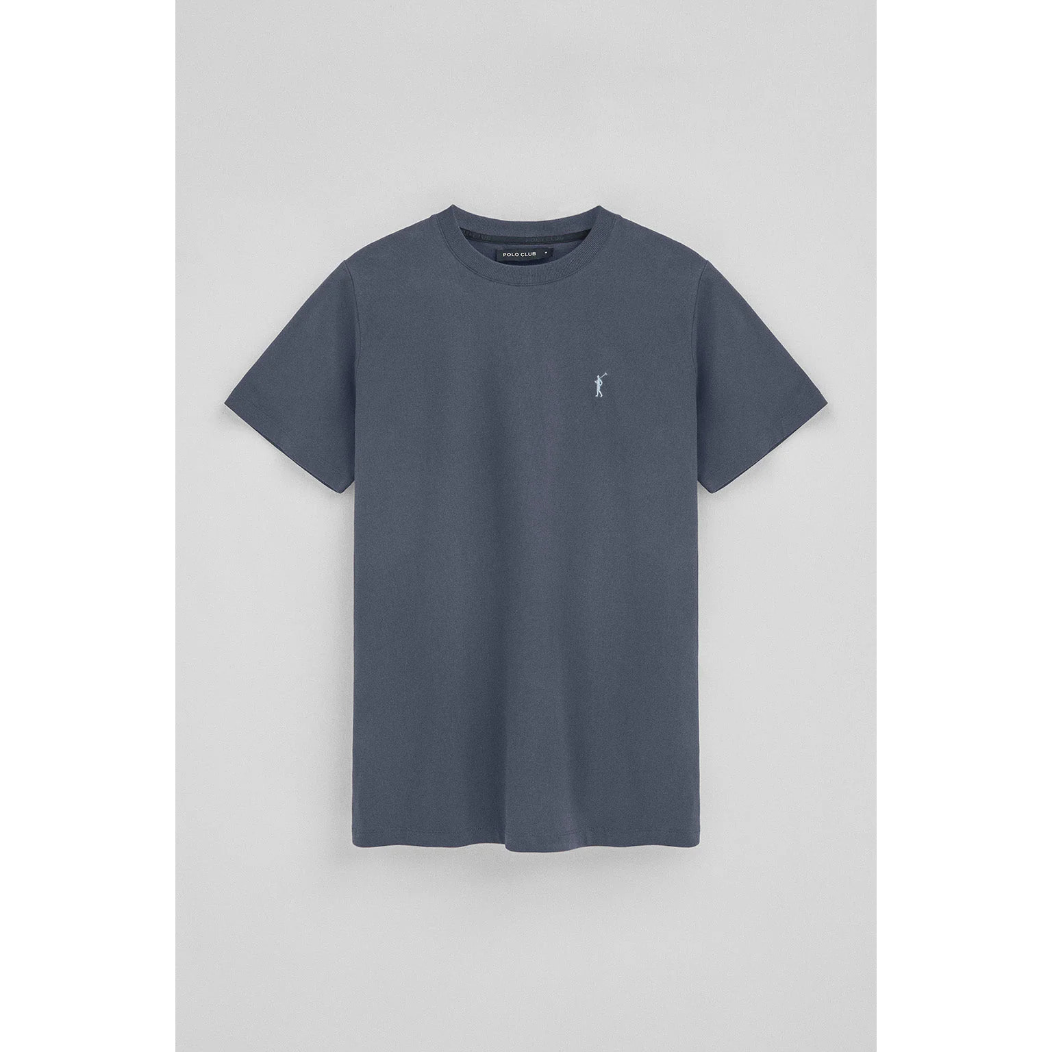 Pack hombre de tres camisetas en negro, azul denim y blanco con cuello redondo y bordado Rigby Go