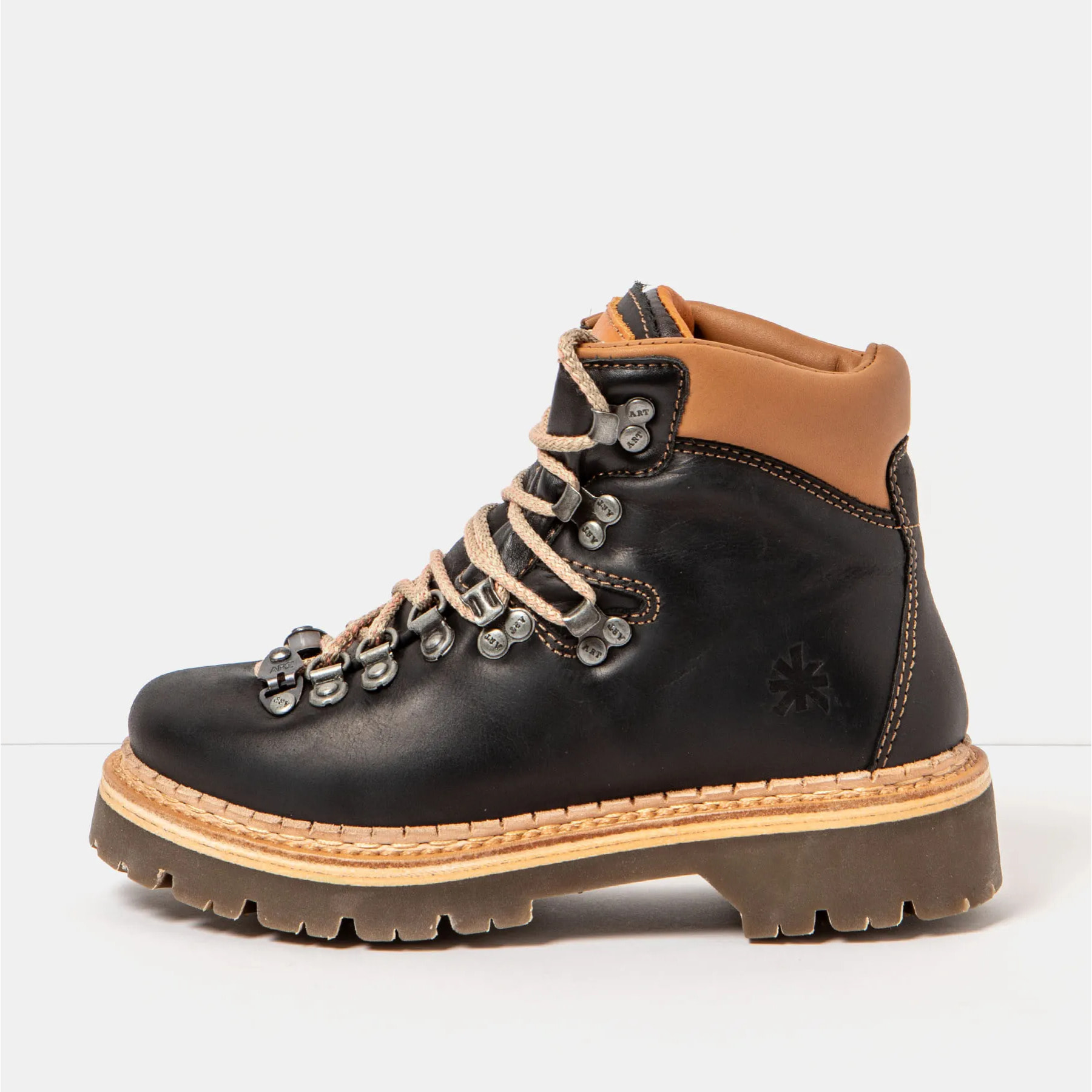 Botines 0903 ARIZONA BLACK/ AIR ALPINE color Black