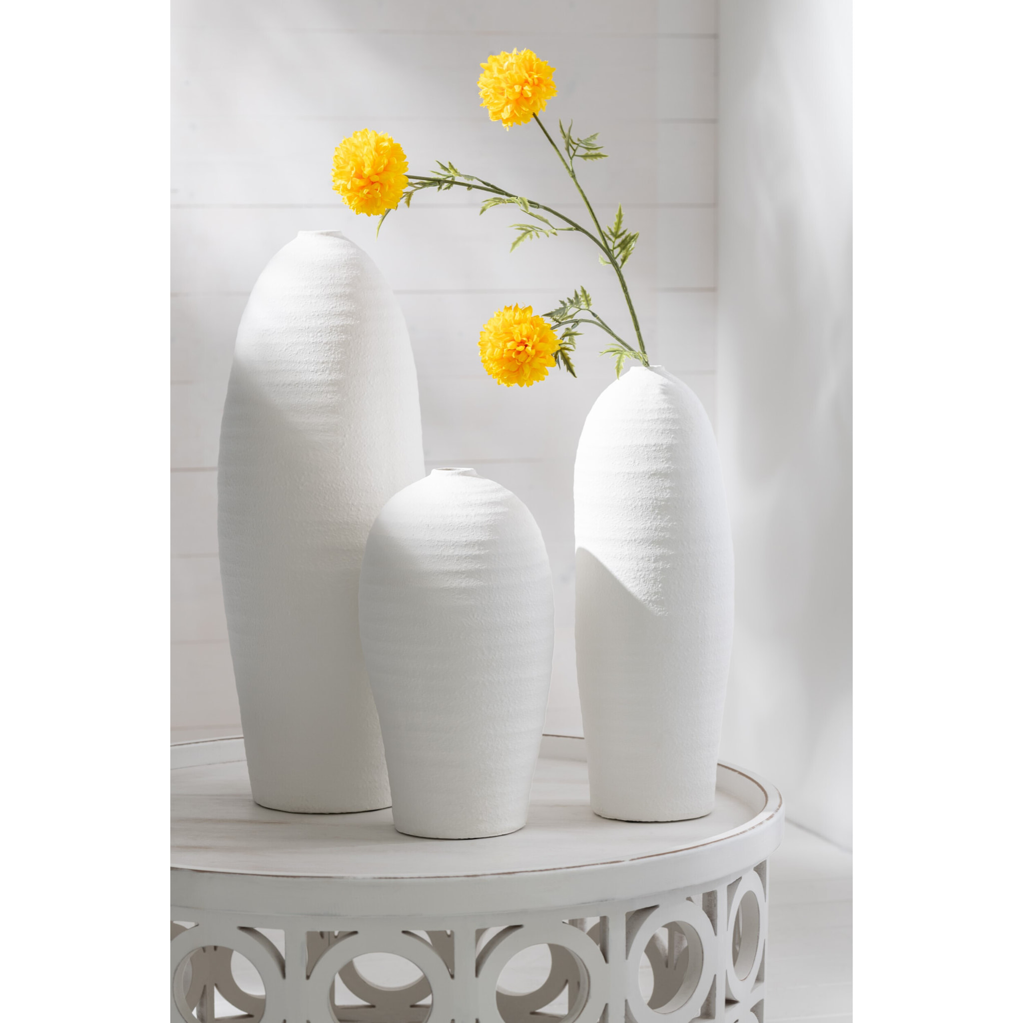 J-Line vase Creta - céramique - blanc - small - 36.5 cm de hauteur