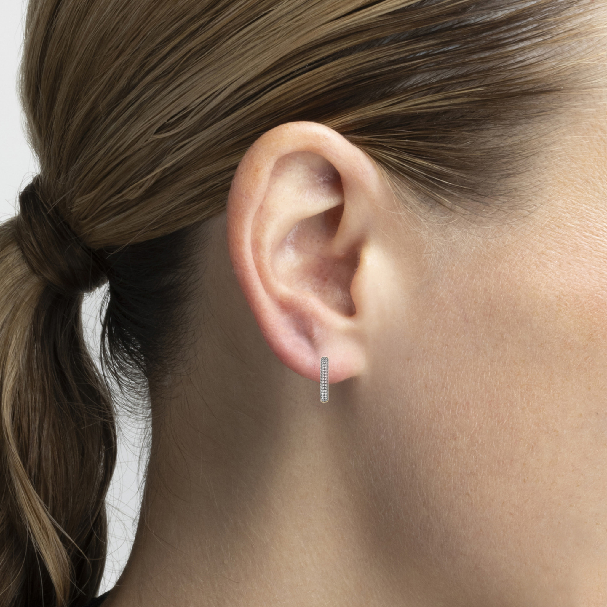 Pendientes con Circonita Brillante acabado oro 18k