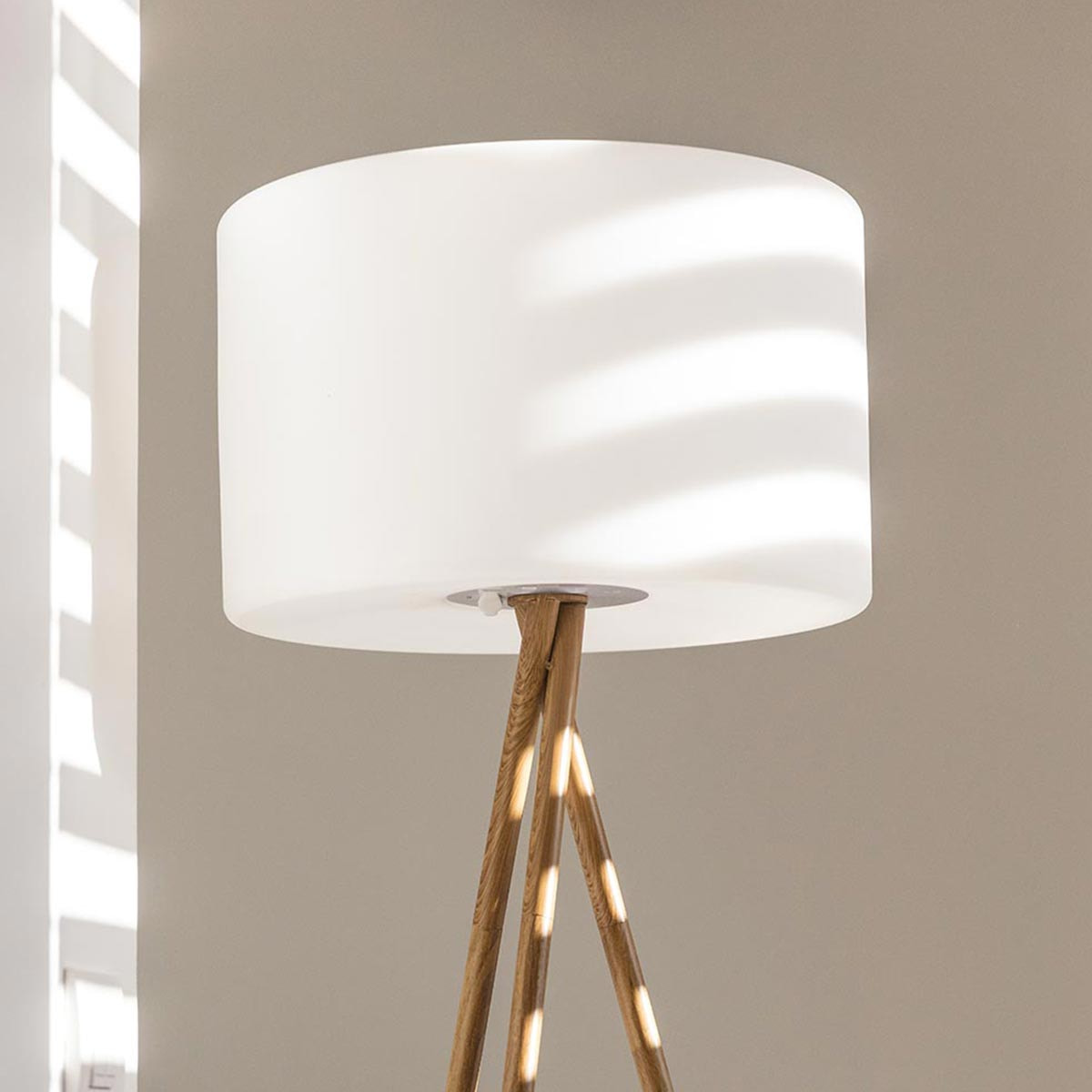 Lampadaire extérieur sans fil TAMBOURY WOOD H155CM